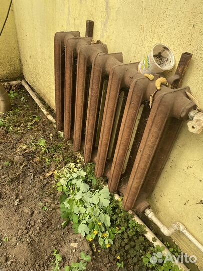 Батарея чугунная