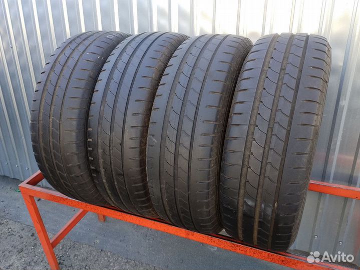 Goodyear EfficientGrip 195/60 R16 96H