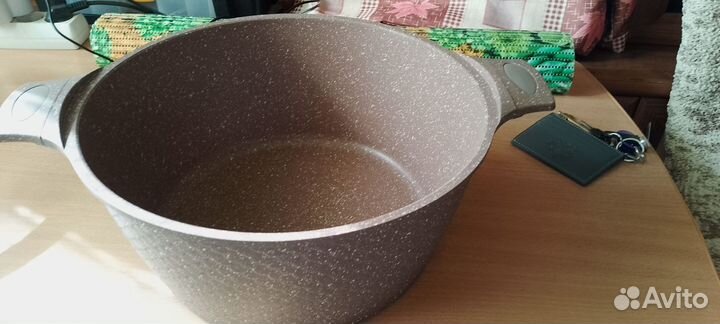 Продаю сковородку