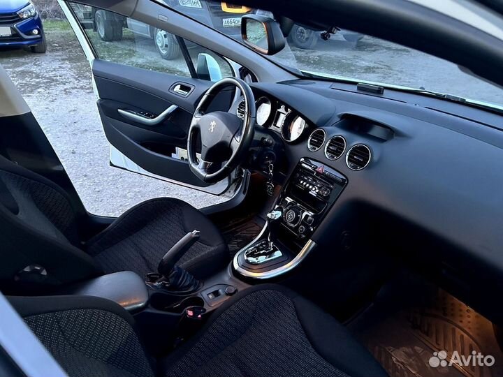 Peugeot 308 1.6 AT, 2012, 132 000 км