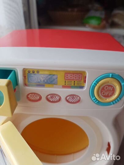 Игрушка стиральная машинка