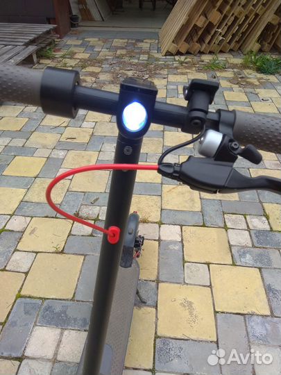 Электрический самокат Mankeel