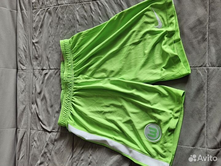 Шорты новые