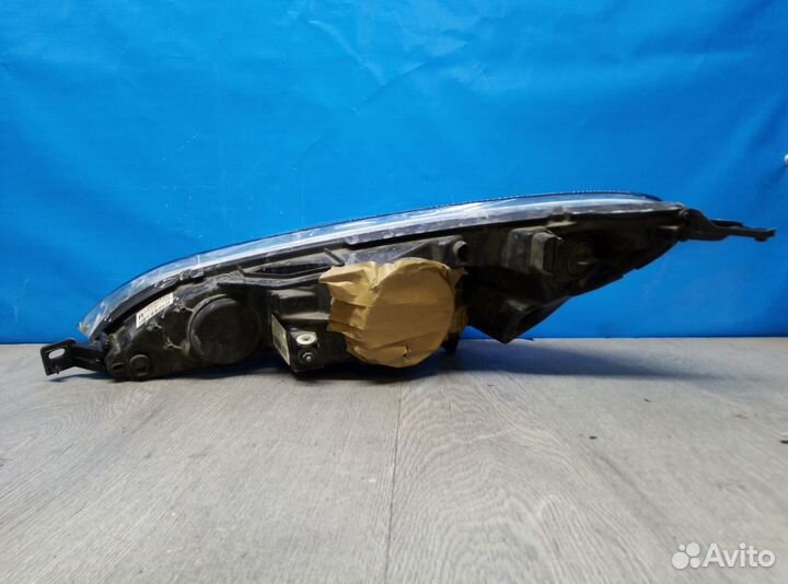 Фара правая Peugeot 407 2004-2010