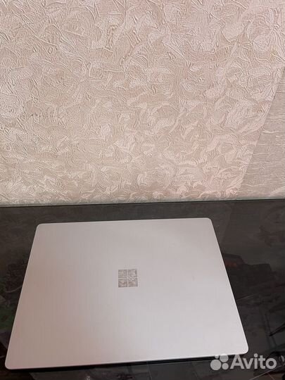 Microsoft surface i5 gen7/2K Сенсор/8GB/SSD
