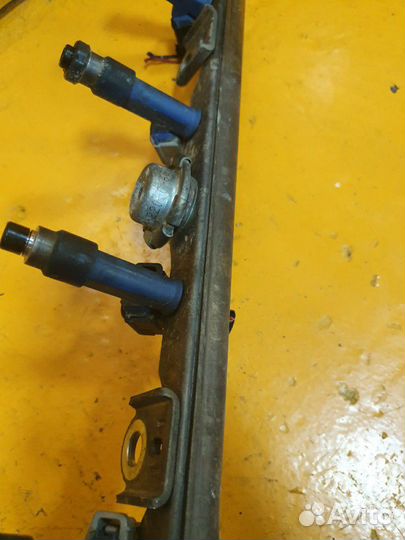 Топливная форсунка 1.8 1ZZ-FE 1zzfe рестайл toyota