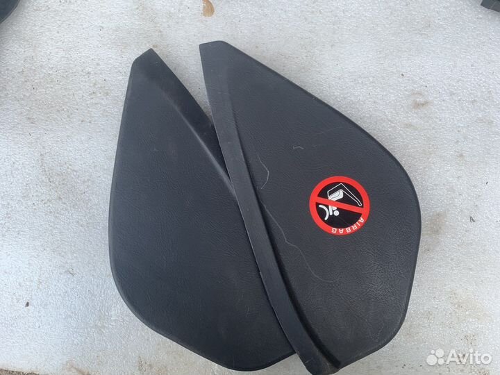 Накладка торпедо боковая hyundai elantra 3 XD