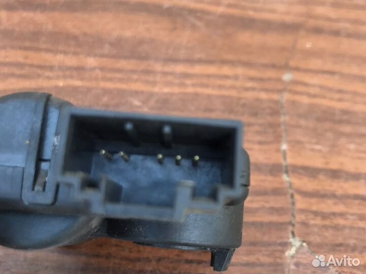 Мотор заслонки отопителя шкода октавия 3