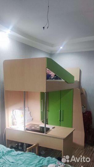 Уголок школьника с кроватью