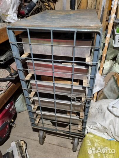 Тележка грузовая для инструментов, хоз.нужд