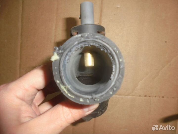 Audi Q7 2006-2015 год (4L) Шланг водяной