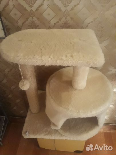 Домик для кошки с когтеточкой