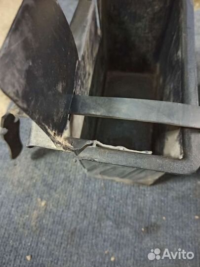 Вещевое отделение в багажник Пассат Б3