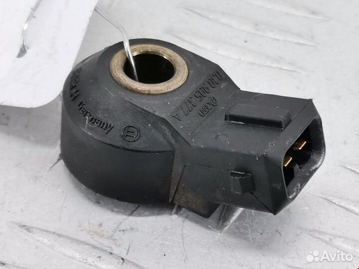 Датчик детонации Volkswagen Polo 3 1999 030905377C