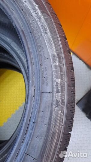 Zmax Winterhawke II 275/40 R22