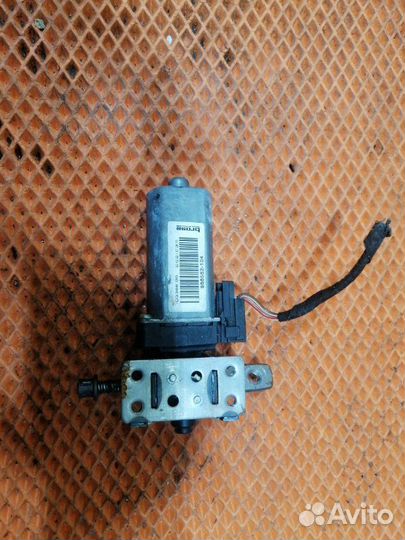 Моторчик регулировки сиденья Audi Q7 4L BHK 2009