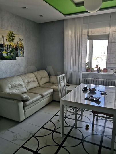 3-к. квартира, 104 м², 14/14 эт.