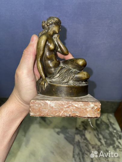 Антикварная статуэтка бронза