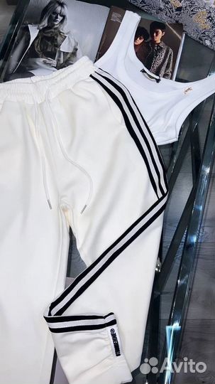 Крутые спортивные штаны с лампасами