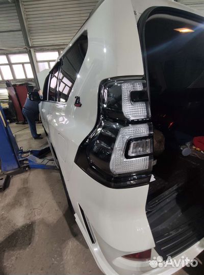 Стоп сигналы фонари Toyota Prado150 c18 стиль