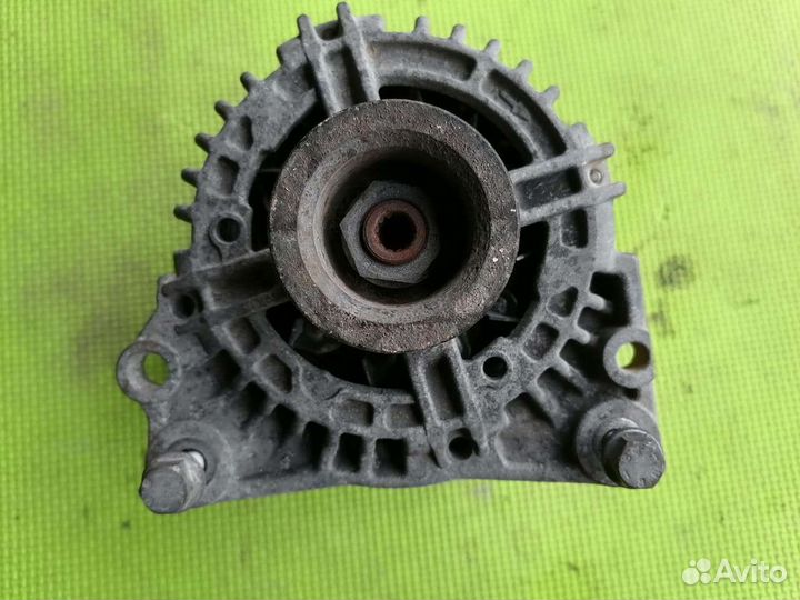 Генератор Фольксваген Гольф 5 плюс, Пассат, Шкода