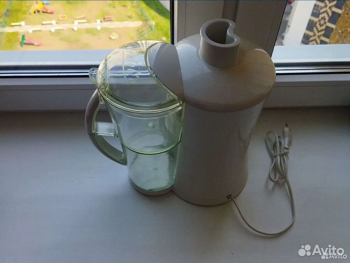 Соковыжималка Moulinex AV6