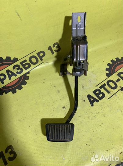 Педаль тормоза Kia Rio 2017-2020