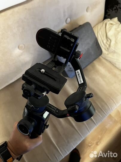 Стабилизатор для съемки Moza Aircross 2