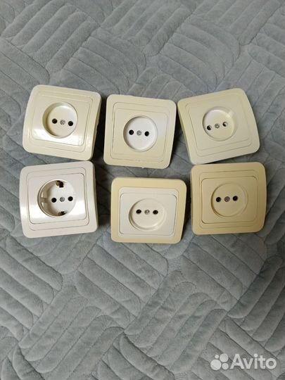 Розетки, выключатели встраиваемые