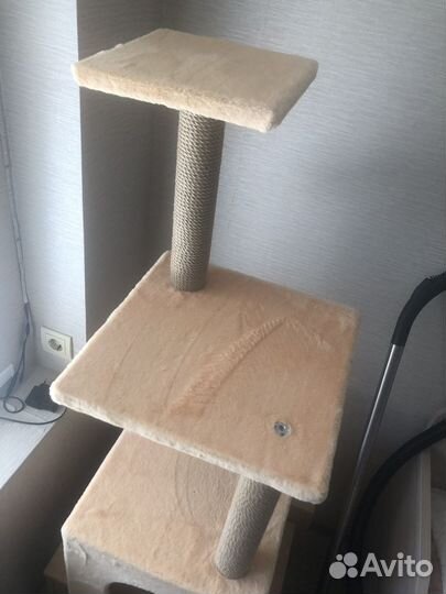 Домик для кошки с когтеточкой