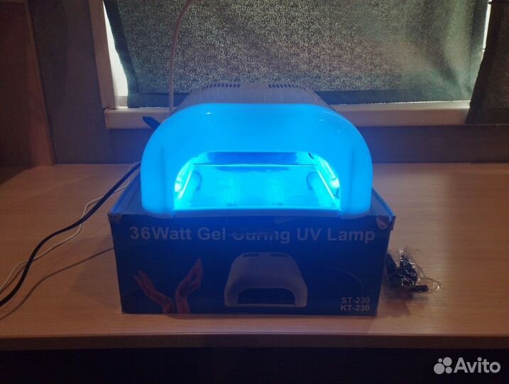 Ультрафиолетовая лампа для маникюра