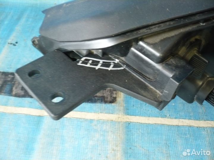 Kia Sportage 4 Фара правая б/у.оригинал