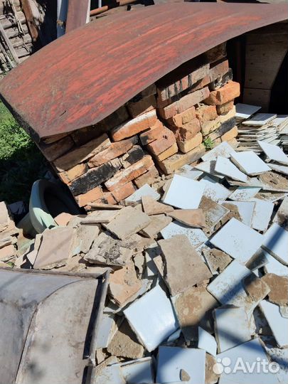 Кирпич красный