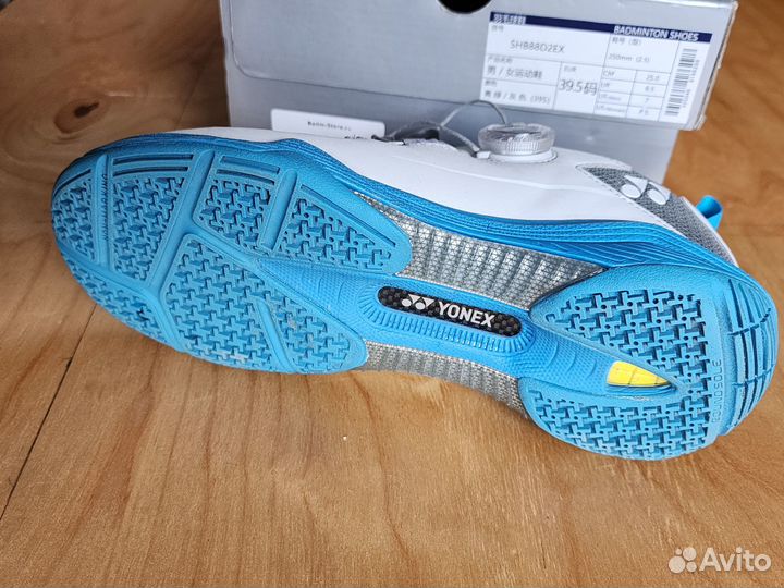 Кроссовки Yonex Power Cushion 88 Dial 2