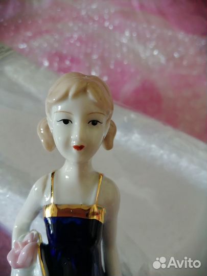 Фарфоровые статуэтки