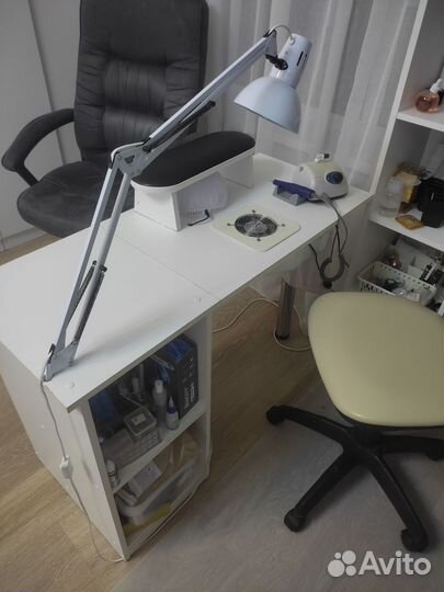 Стол для маникюра