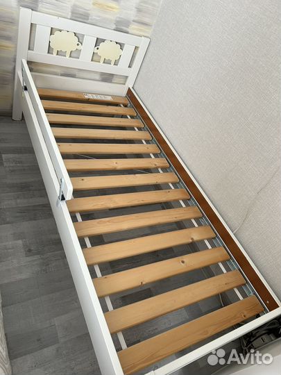 Детская кровать IKEA с матрасом