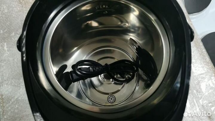 Термопот Maxwell MW-1755