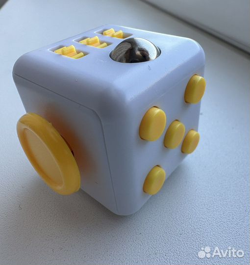 Кубик антистресс белый