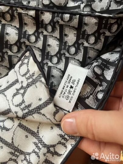 Платки Gucci Dior