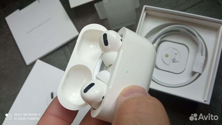 Беспроводные наушники Airpods Pro