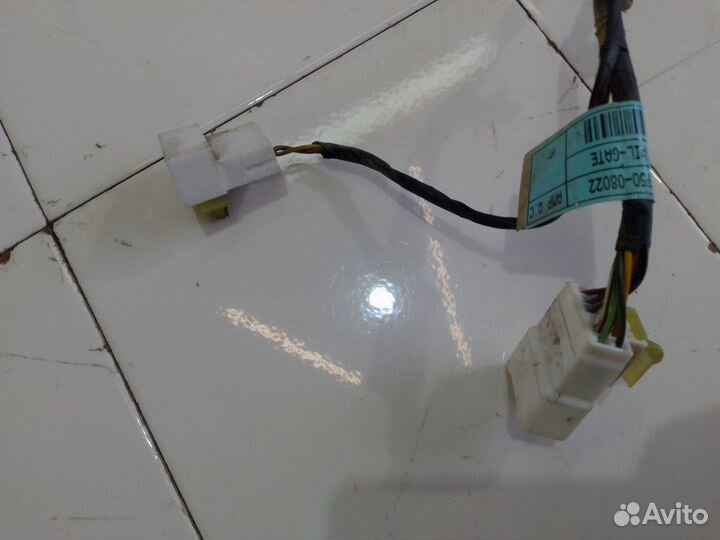 Электропроводка двери багажника (SsangYong Rexton)