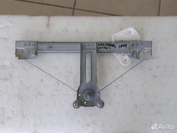 Стеклоподъемник задний правый Renault Logan 1