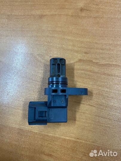 Датчик положения распредвала Mazda 3 BK