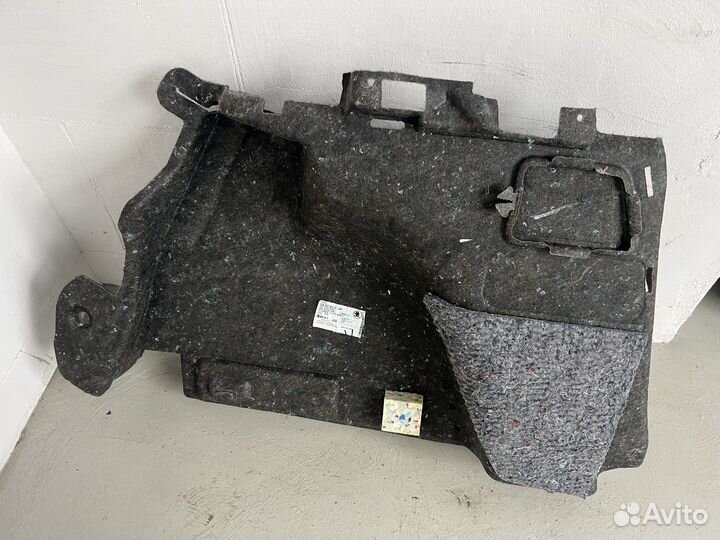 Обшивка багажника Skoda Karoq