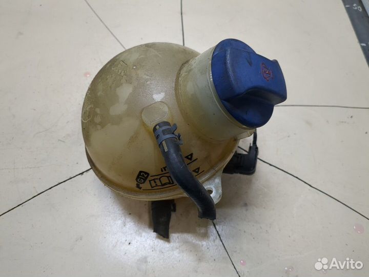 Бачок расширительный Volkswagen Sharan, 2003