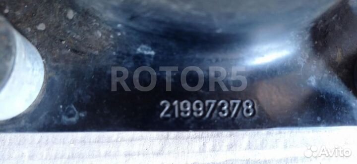 Подушка крепления двигателя передняя Volvo FH 3