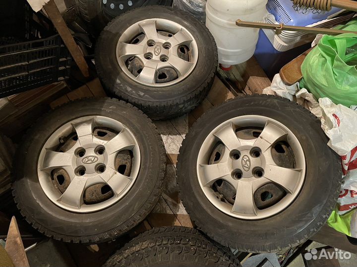 Bridgestone Blizzak Spike-01 175/70 R13