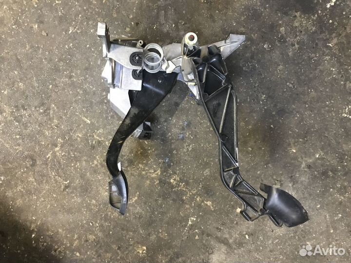 Узел педальный Audi A6 С5 1997 2.4 ALF МКПП