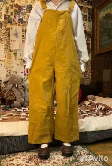 Вельветовый комбинезон